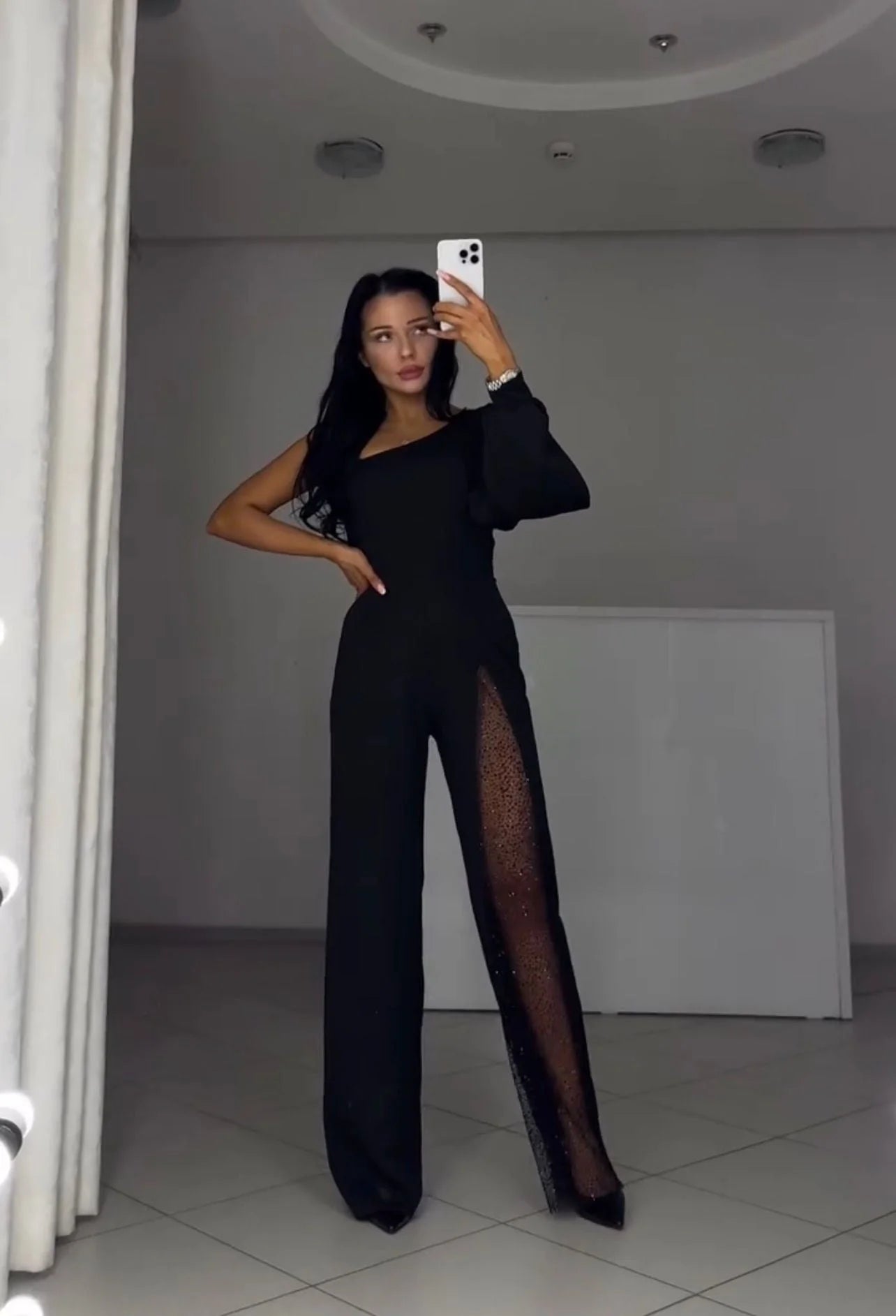 Tuta Alina